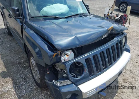 2007 Jeep Patriot Limited z USA, uszkodzony, nr VIN 1J8FT48W37D285614